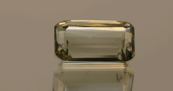 Natural prasiolite gemstone, 18.7 carat, octagon cut, pale green color, untreated, loose gemstone, dimensions 20.9 × 11.6 × 9.5 mm, ideal for fine jewelry.