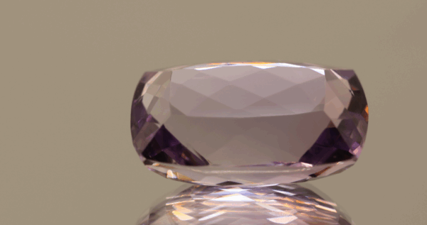 Natural square cushion cut amethyst gemstone with purple violet color, 20.93 × 14.11 mm