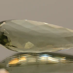 PRASIOLITE PEAR 22.87 CT