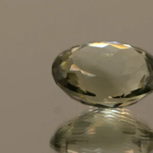 PRASIOLITE OVAL 11.82 CT